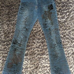 Unique Women's Jeans